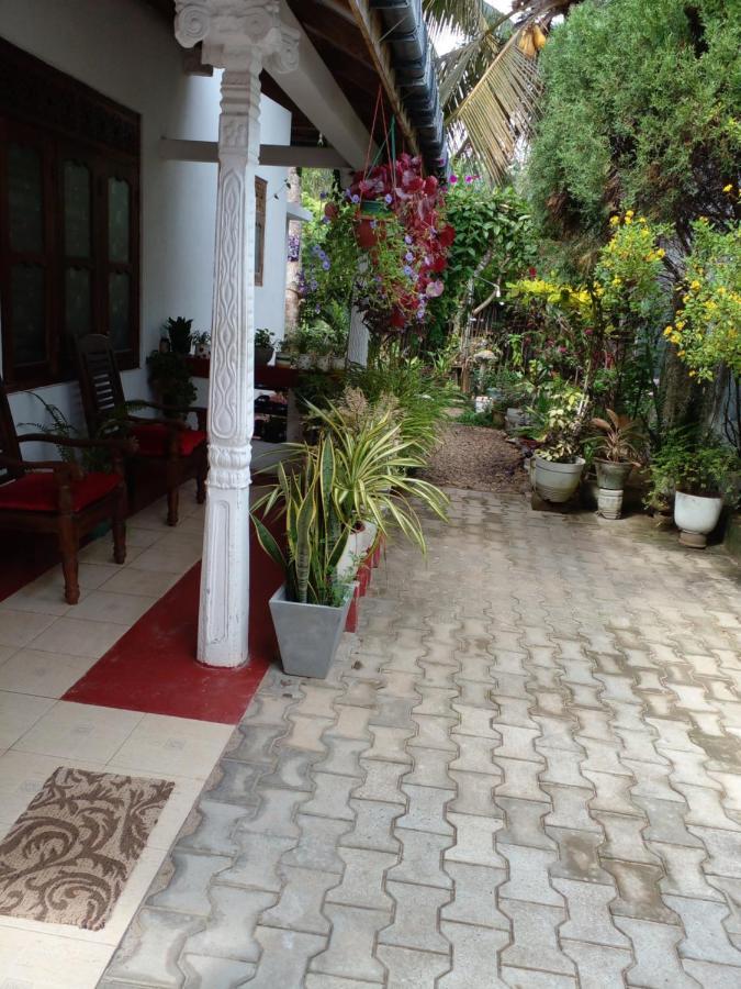 Gem Villa Weligama Esterno foto